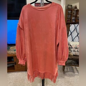 NWT Yohers Coral Fringe Hem Oversized dress